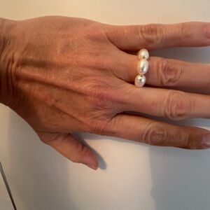 Freshwater pearl ring